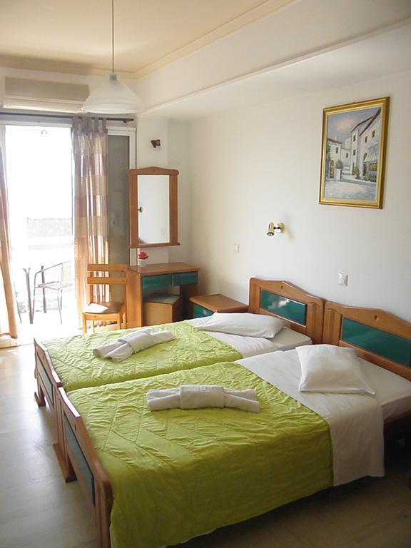 Hotel Venetia Ireon Exterior photo